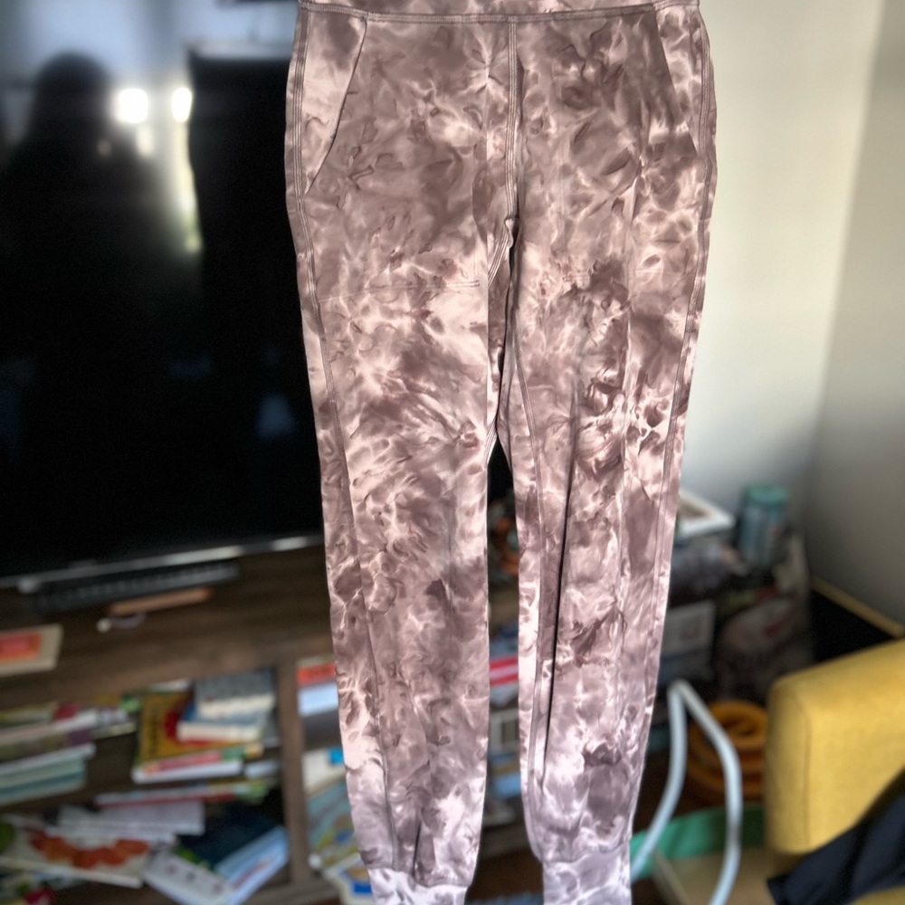 NWOT lululemon athletica diamond dye align joggers
